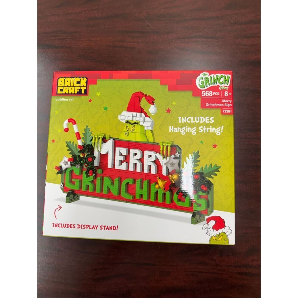 NWT Brick Craft The Grinch “Merry Grinchmas” Building Brick Set Sign
